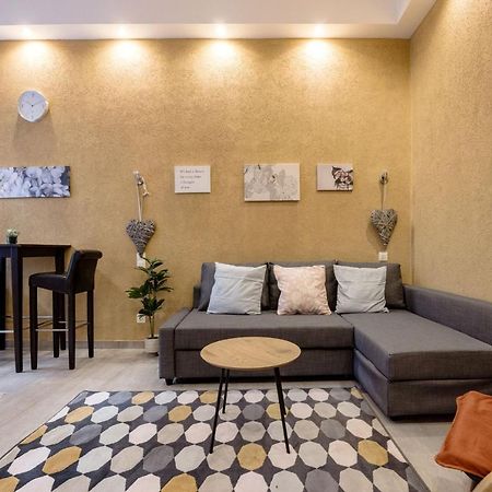 Akacfa 27-1 Center Apartment With Aircon ブダペスト エクステリア 写真